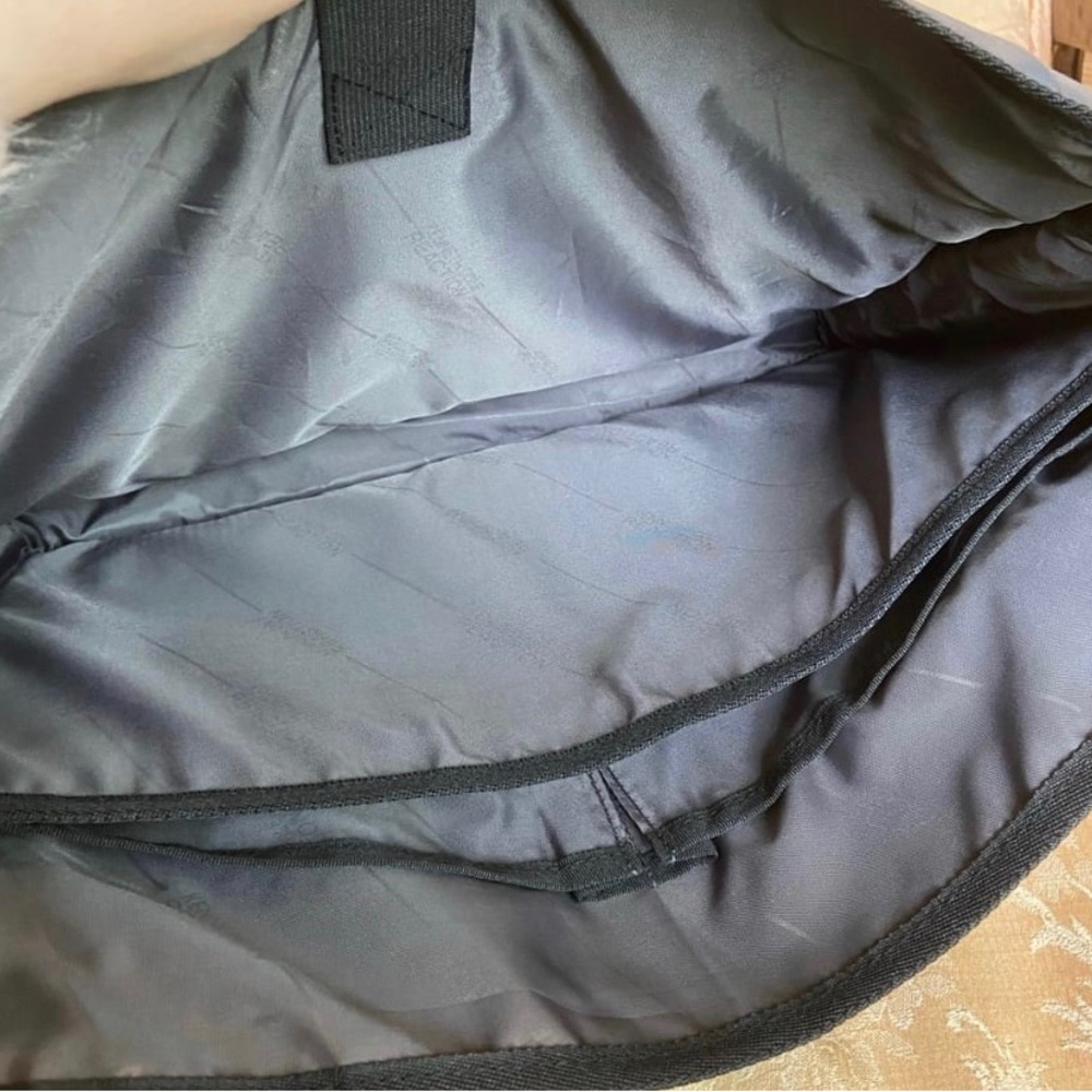 NWT Kenneth Cole Reaction Black and Gray Messenger / Laptop Bag - Picture 10 of 11